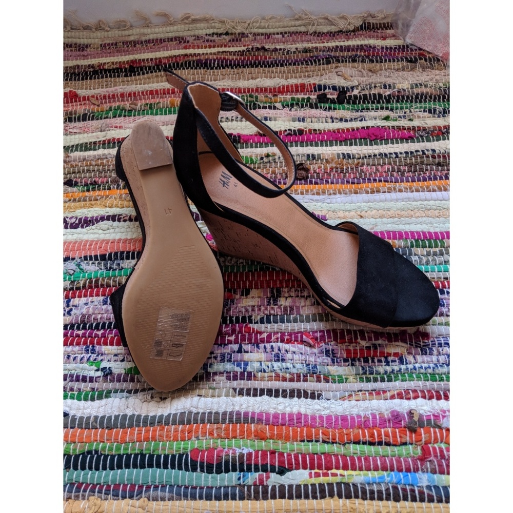 H&M Black Strap Cork Wedges 9.5 Women's - Picture 3 of 5